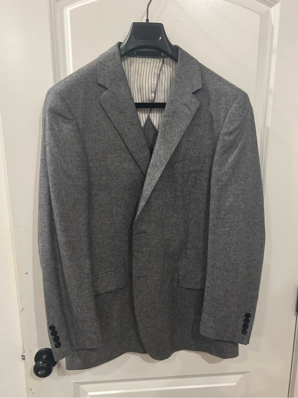 Amicale Cashmere Gray Men's Sport Coat
